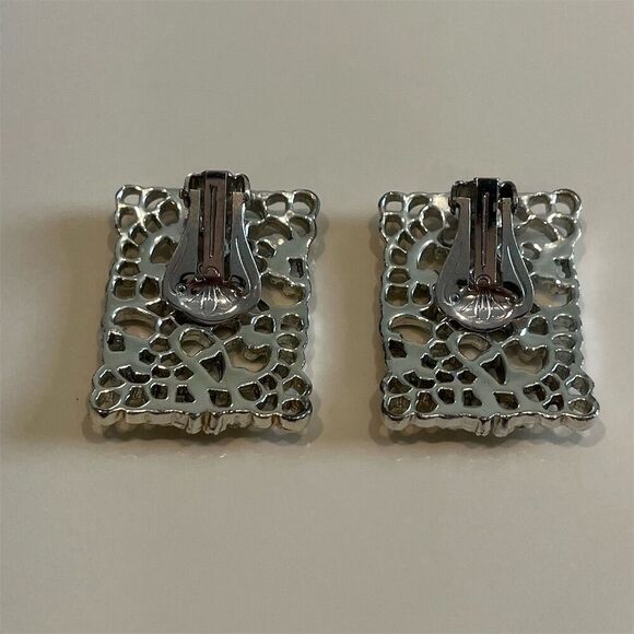 Vintage Emmons Silver Tone Rectangle Filigree Frosted Lace Clip-On Earrings 60s - Picture 3 of 6